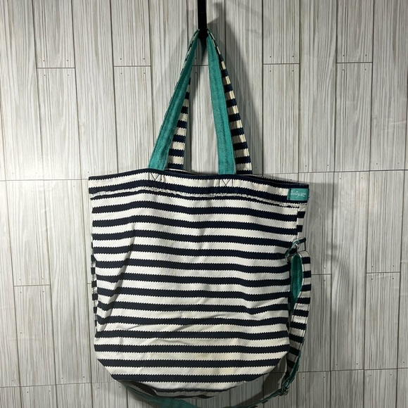 Thirty-One Retro Metro Bag - Picture 3 of 9